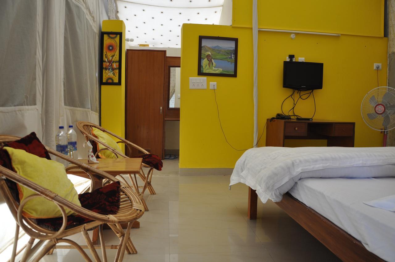Tatva Bir Tents And Hotel Kangar 외부 사진