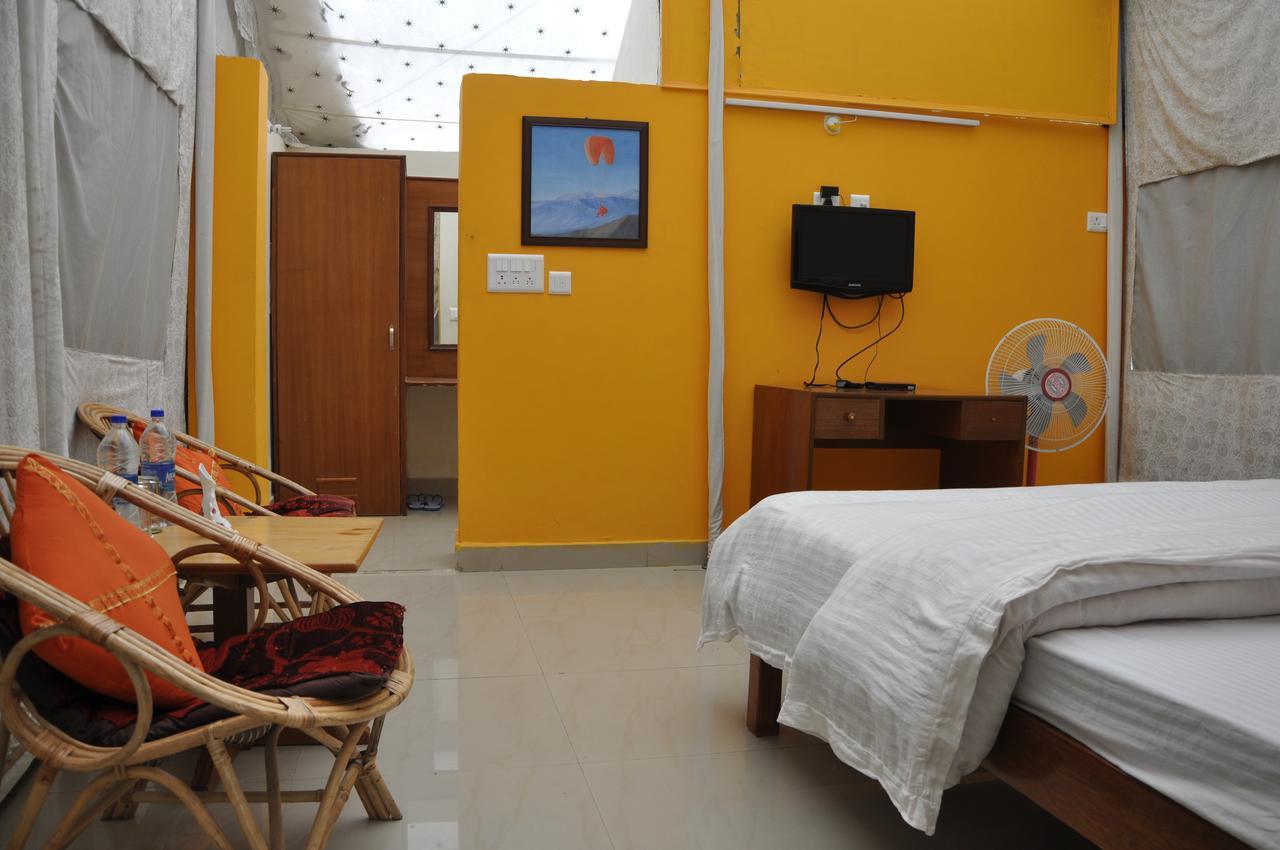 Tatva Bir Tents And Hotel Kangar 외부 사진